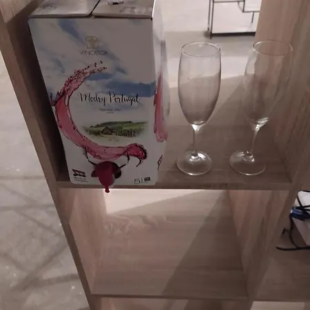 Wine And Beer Club House Cellar With Ping Pong, Karaoke, Board Games, Lan Party, Bike Lending Cool Service Luxuszelt Prag